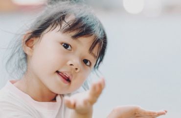 ECHOLALIE BEI PERSONEN MIT BESONDEREN BEDRFNISSE